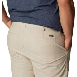 Short Columbia Washed Out [Size 52x10"]