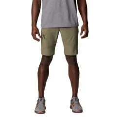 Short Columbia Triple Canyon [Size 38x10"]